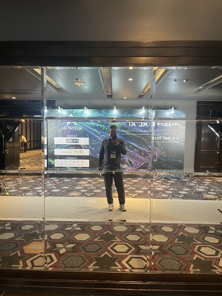 Adrian Piwko Fundacja Wspierania Cyfryzacji Wsi Bangkok Agential AI